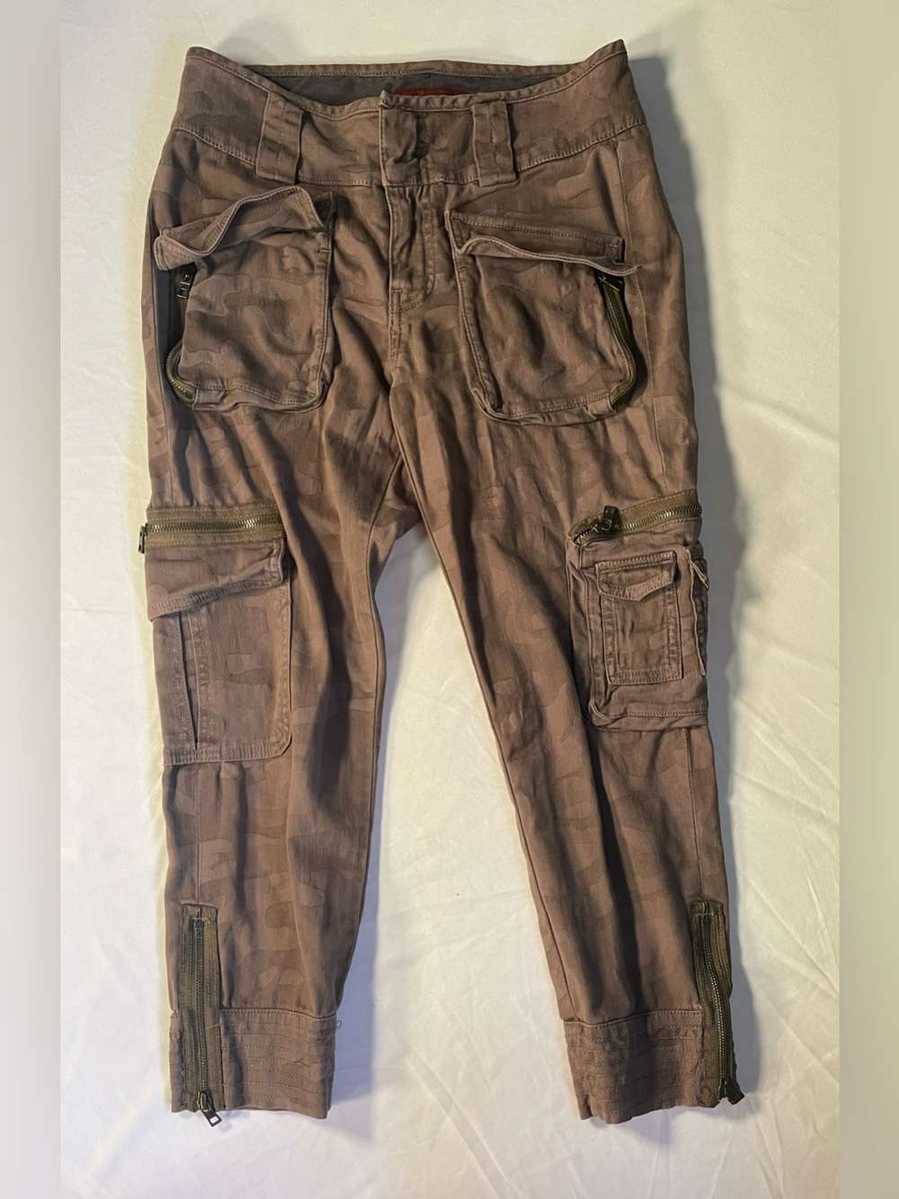 7 For All Mankind Jacquard Camo Aviator Cargo Pants Zip Pockets Cropped Y2K